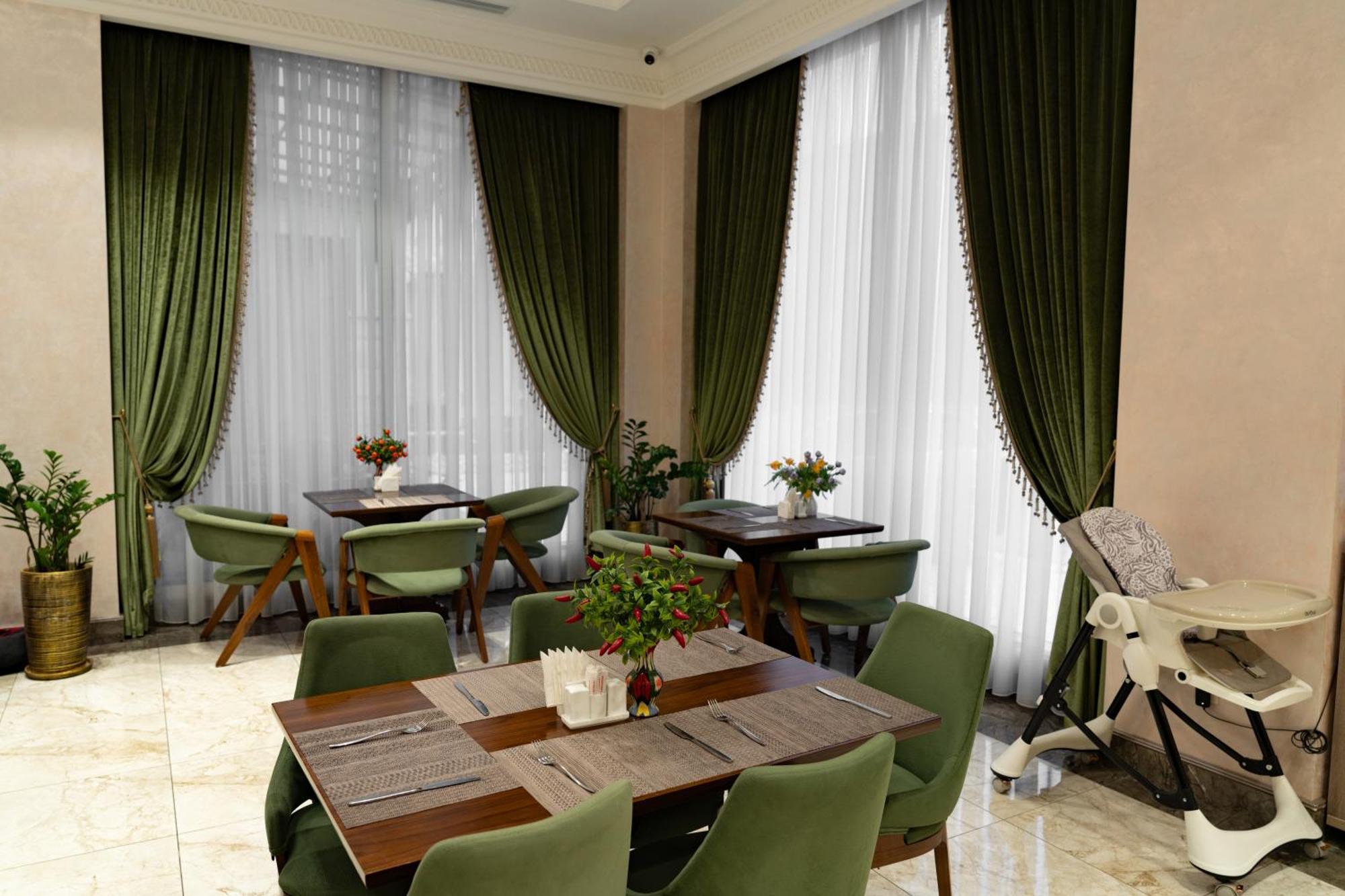 Al Anvar Halal Hotel By Hotelpro Group Tashkent Exterior foto